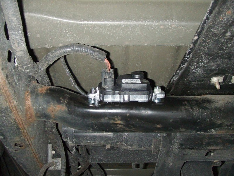 2002 ford f150 fuel pump driver module location